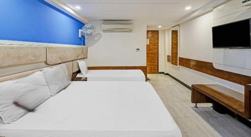 Family Hotel By Pg International New Delhi Extérieur photo