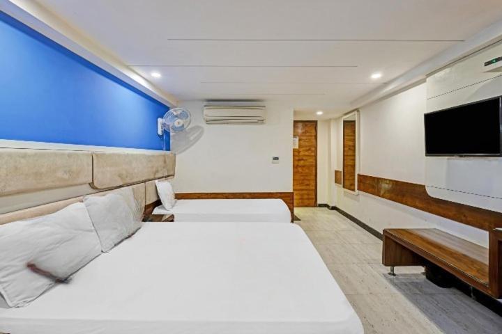 Family Hotel By Pg International New Delhi Extérieur photo